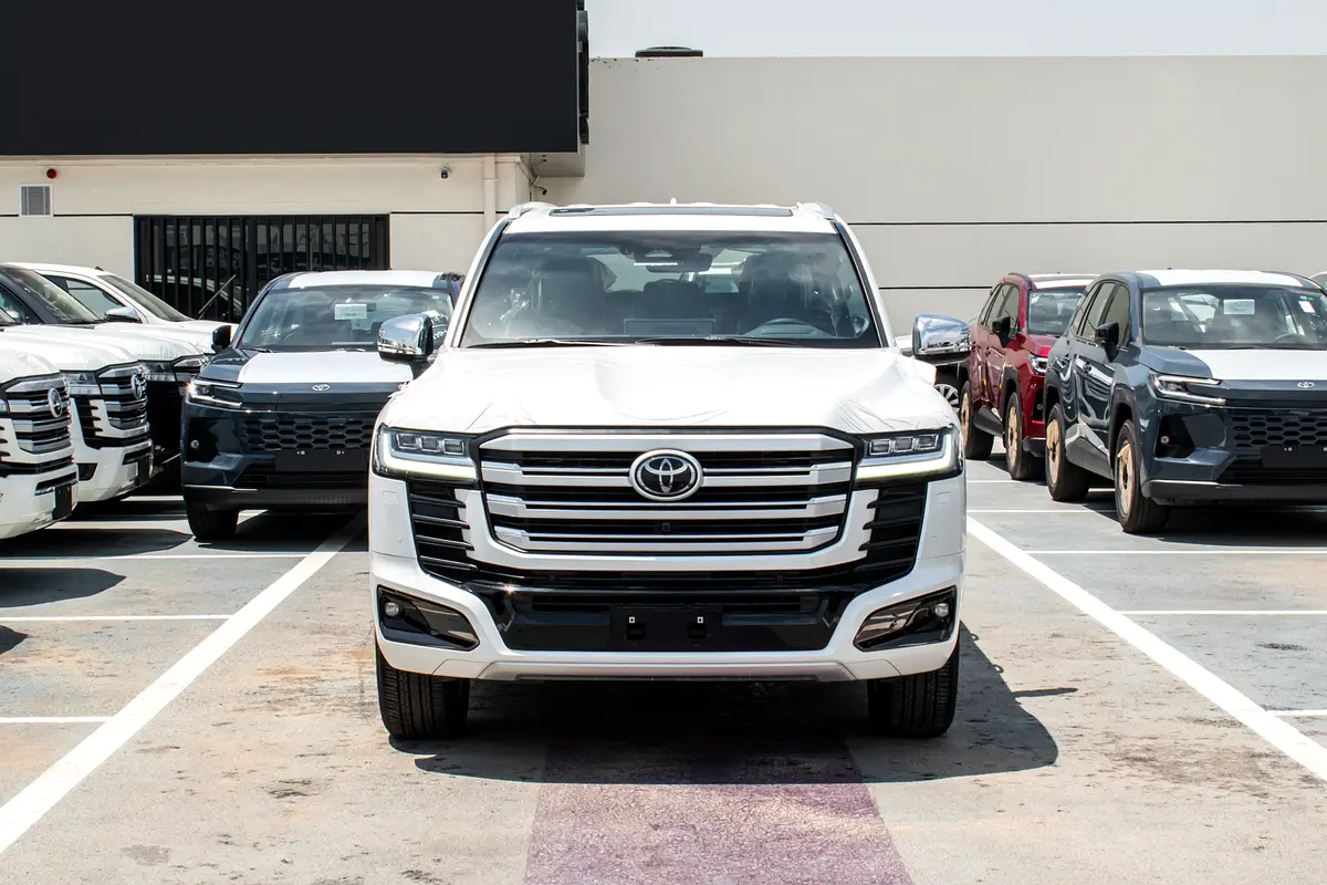 TOYOTA LAND CRUISER VXR 2025