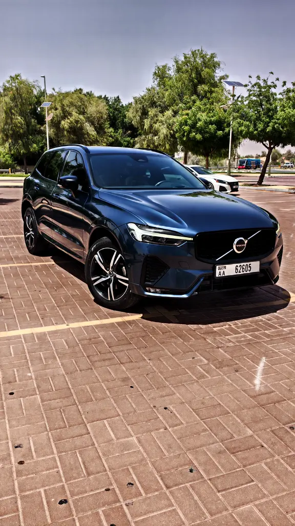 VOLVO  2019