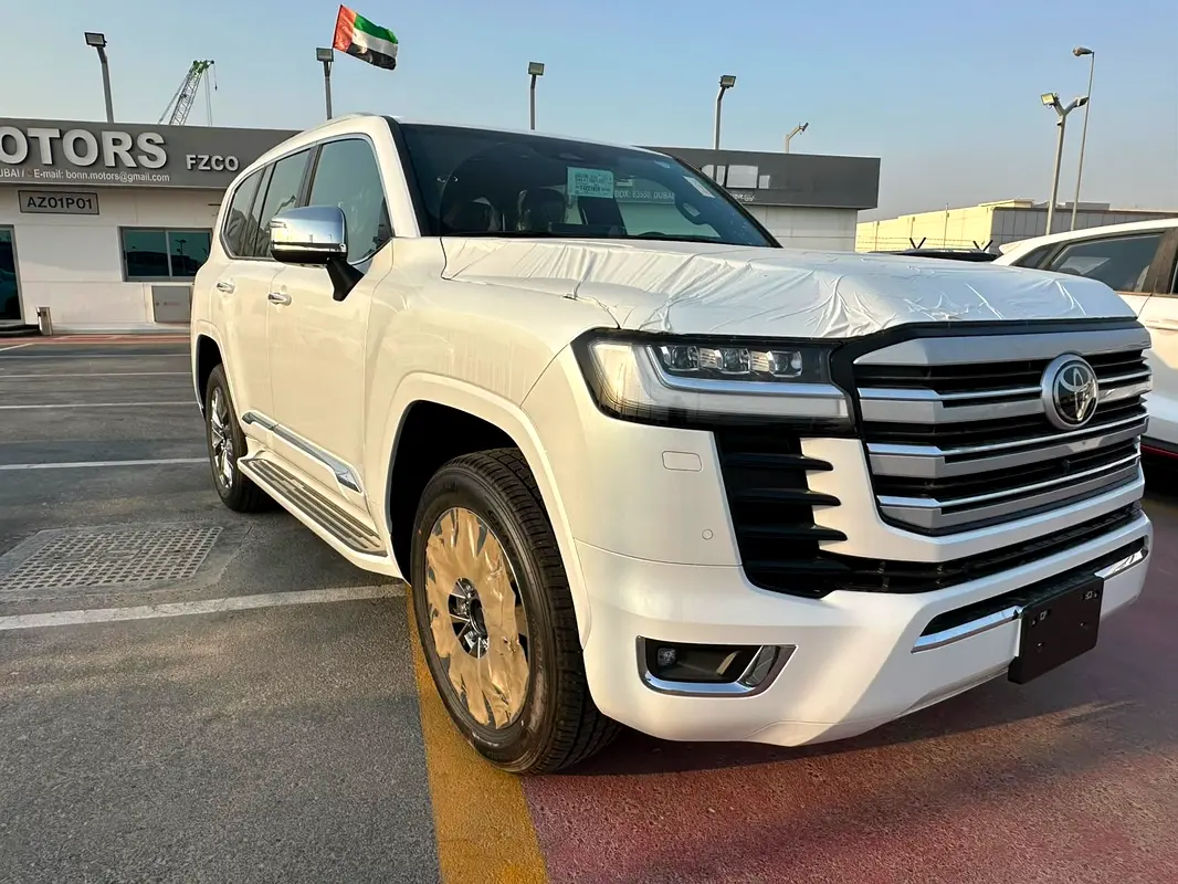 TOYOTA LAND CRUISER VXR 2026