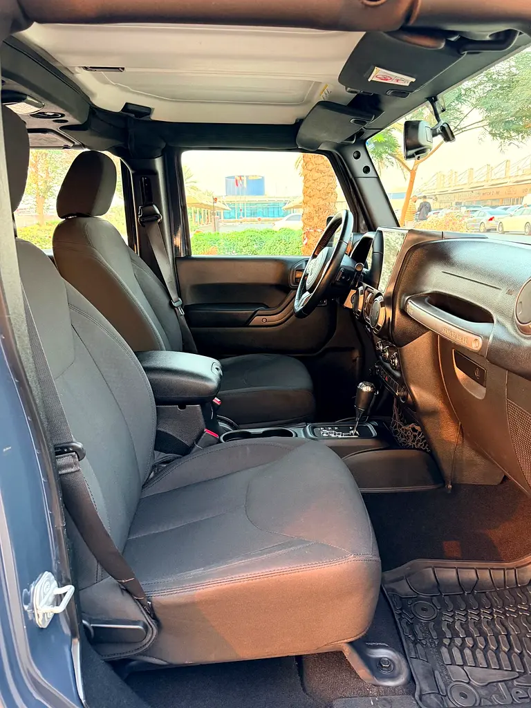 JEEP Wrangler unlimited Sport 2018 - photo 9