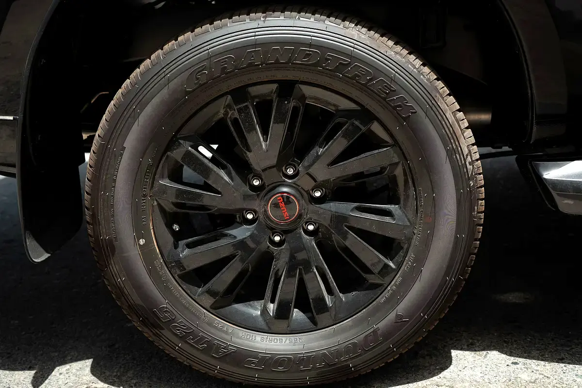 ISUZU D-MAX 2026 - photo 8