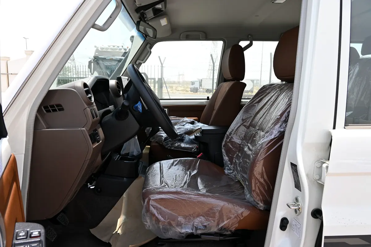 TOYOTA Land cruiser (Serie 70-LC76 LX) 2026 - photo 3