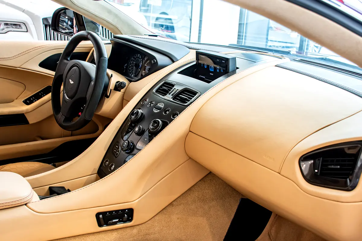 Aston Martin vanquish 2014 - photo 3
