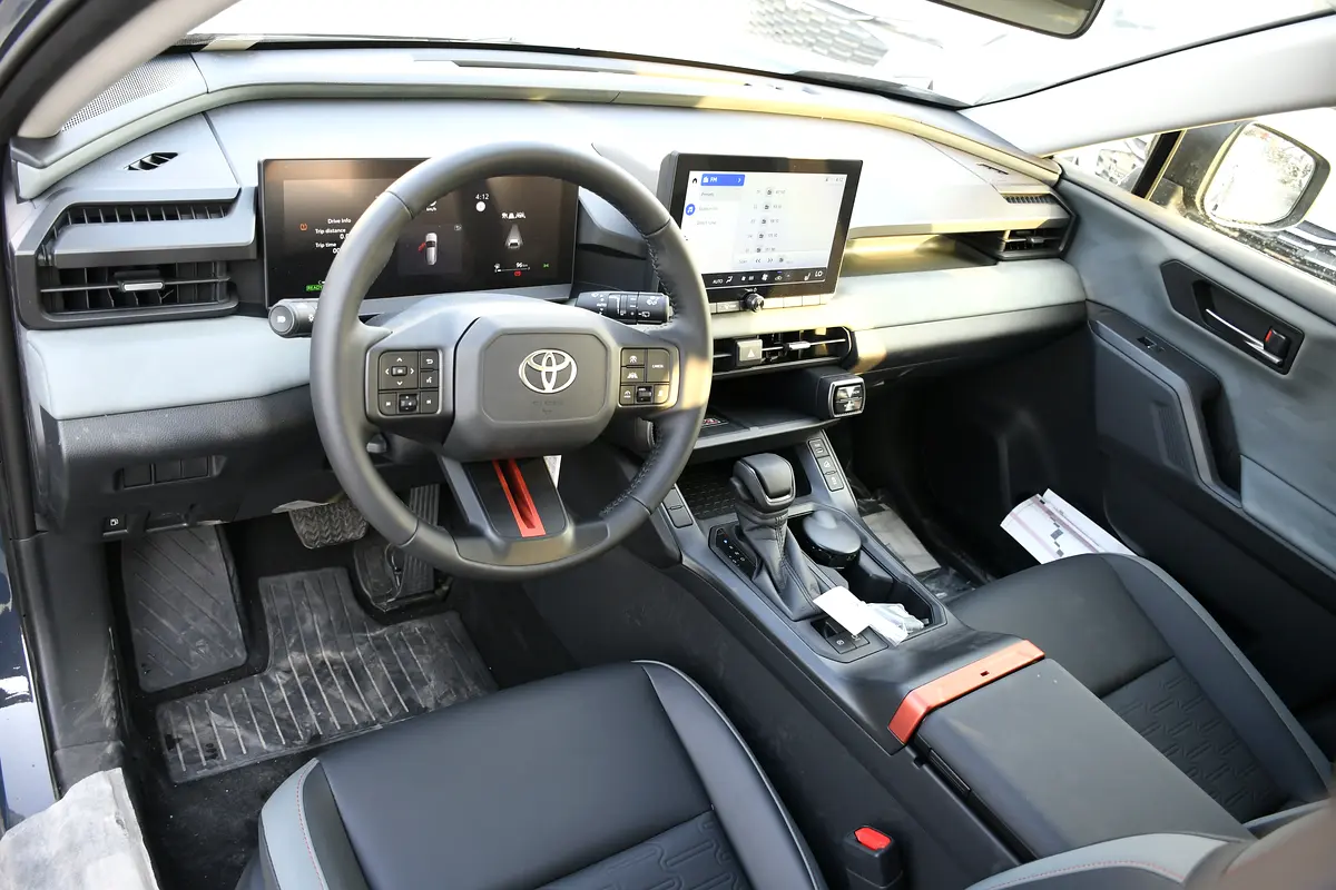 TOYOTA RAV4 Adventure 2026 - photo 6