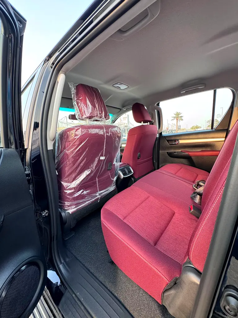 TOYOTA Hilux SR5 2026 - photo 16