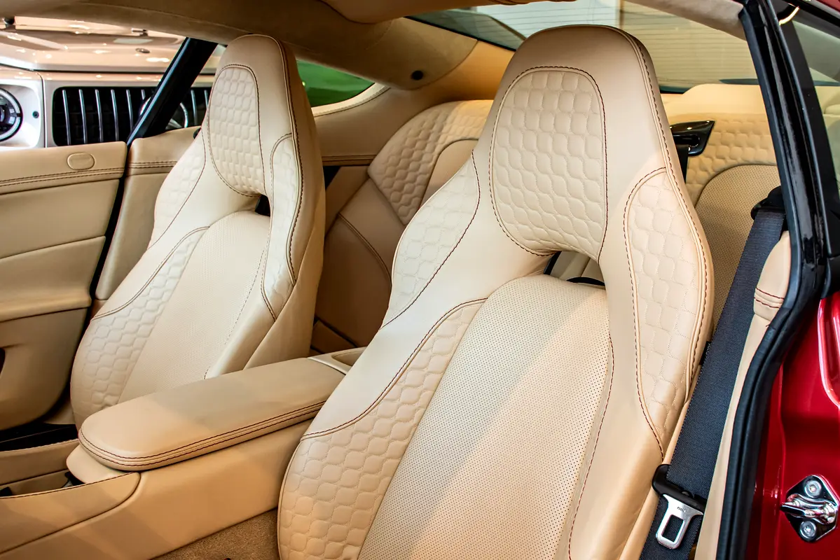 Aston Martin vanquish 2014 - photo 4