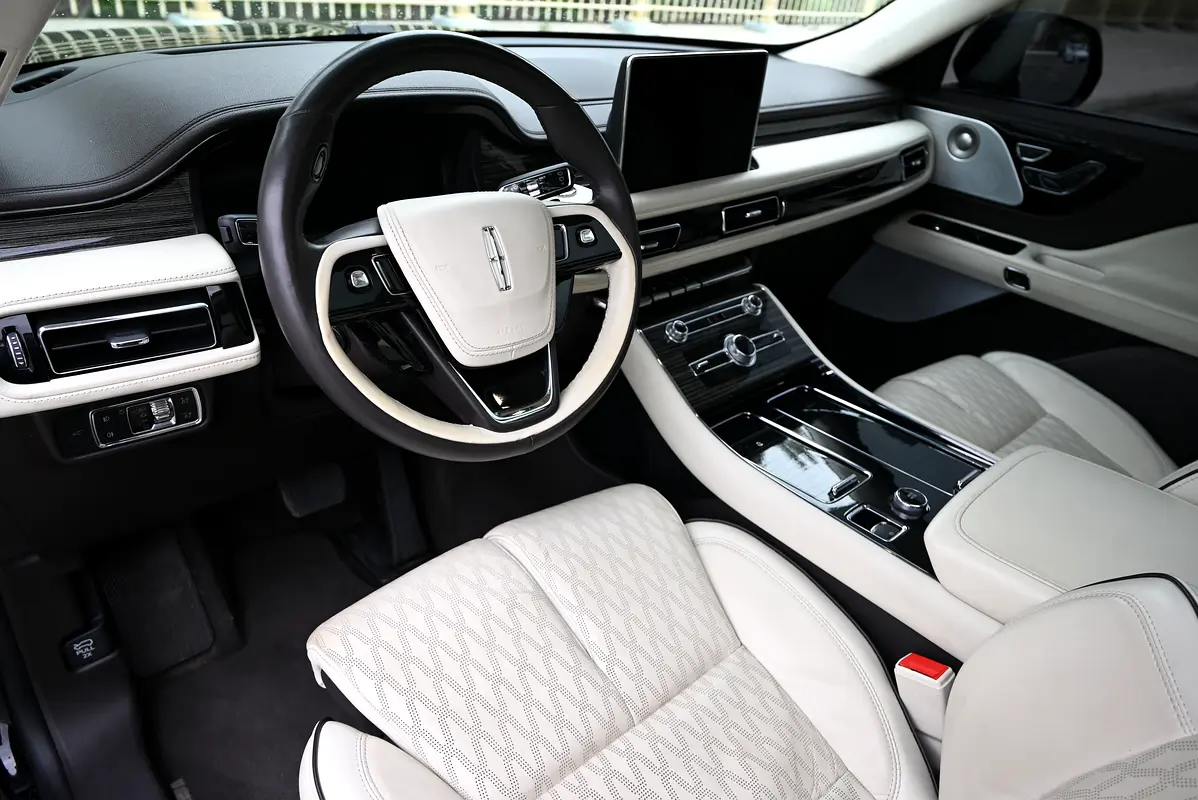 Lincoln Aviator Presidential 2023 - photo 3