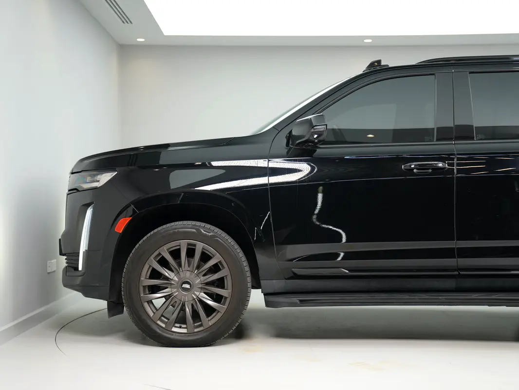 Cadillac Escalade Luxury 2021 - photo 2