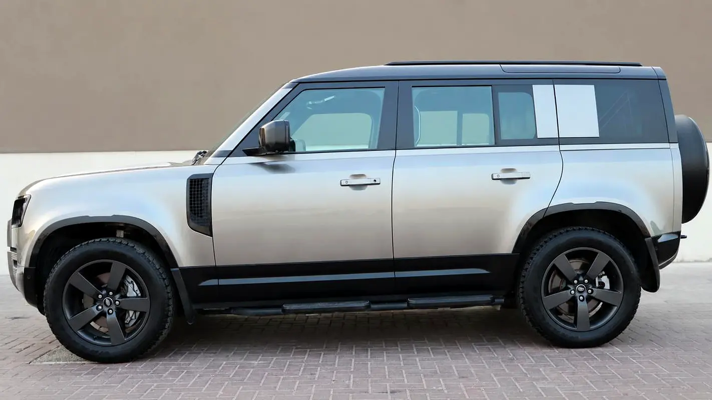 LAND ROVER Defender 110 X-Dynamic HSE 2025 - photo 2