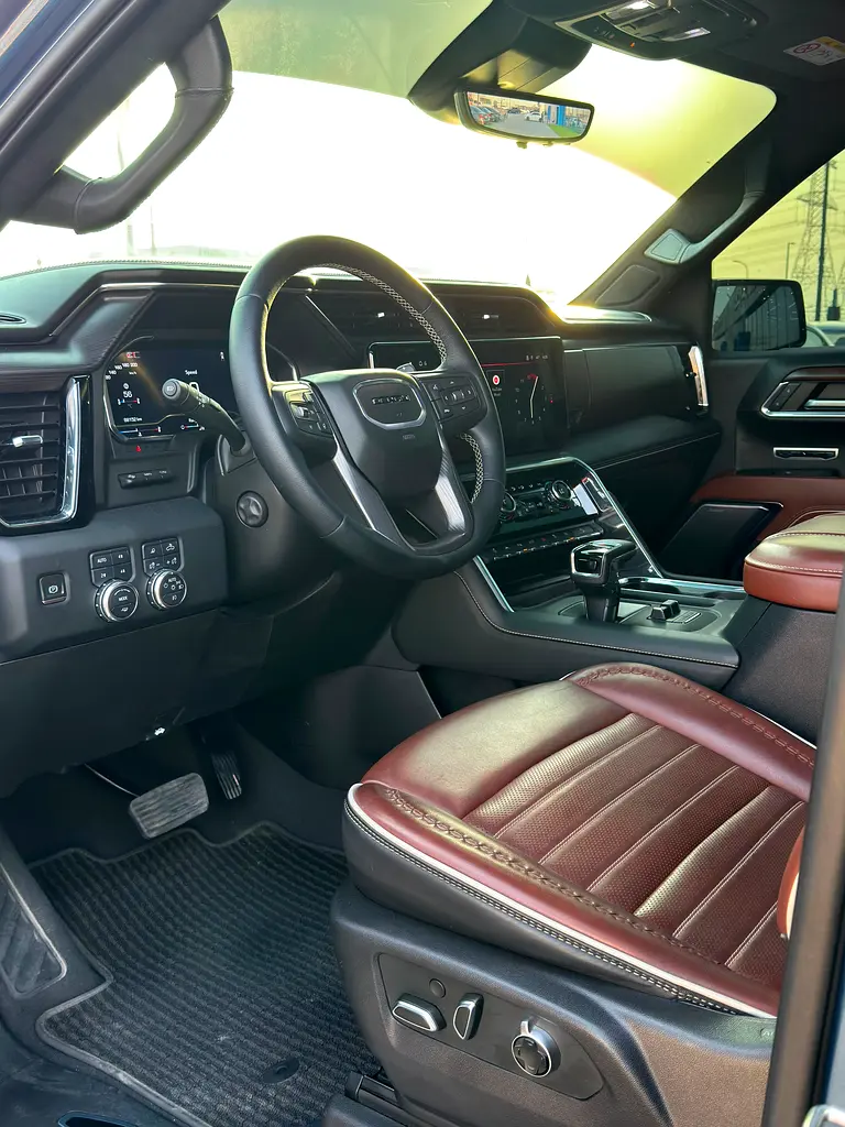 GMC  2024 - photo 4
