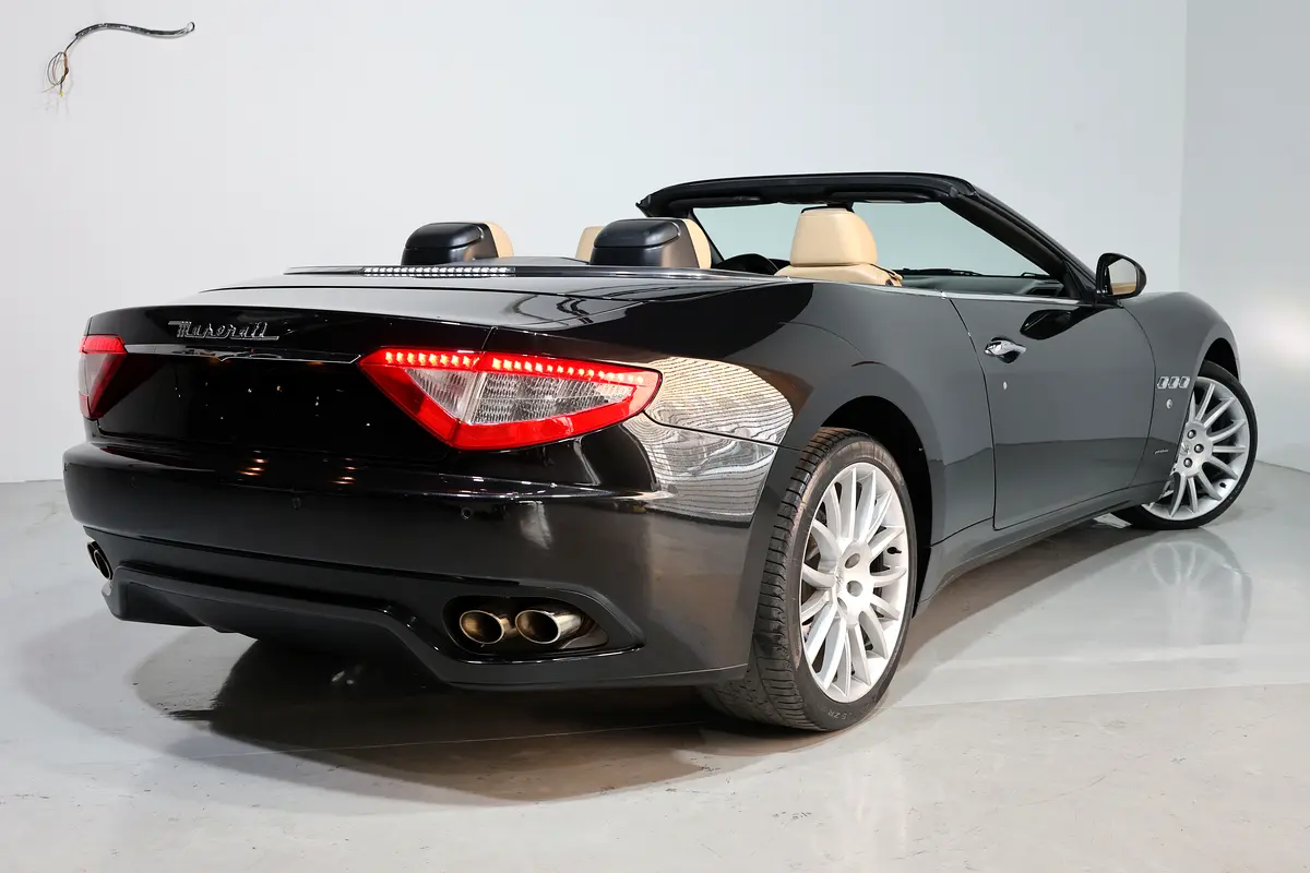 Maserati GranCabrio sport 2015 - photo 3