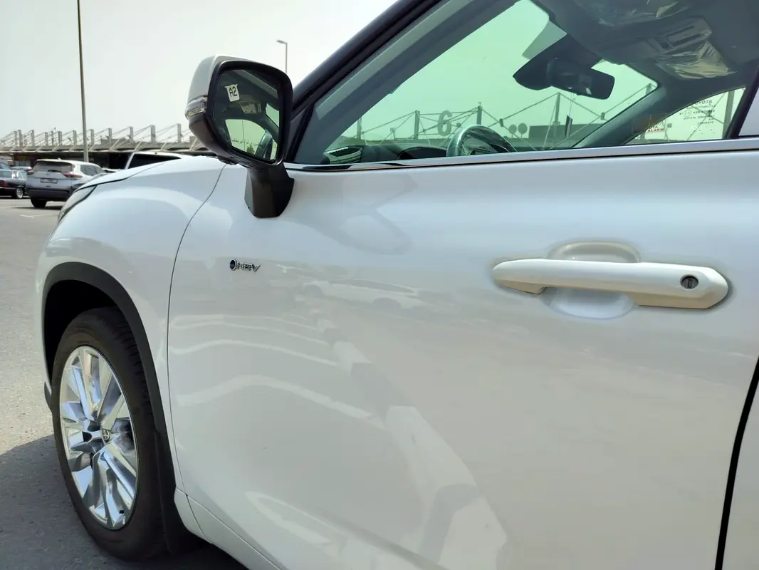 TOYOTA HIGHLANDER LIMITED HYBRID 2026 - photo 4