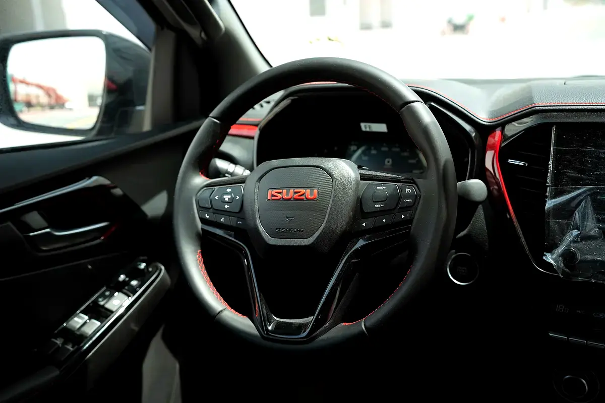 ISUZU D-MAX 2026 - photo 10