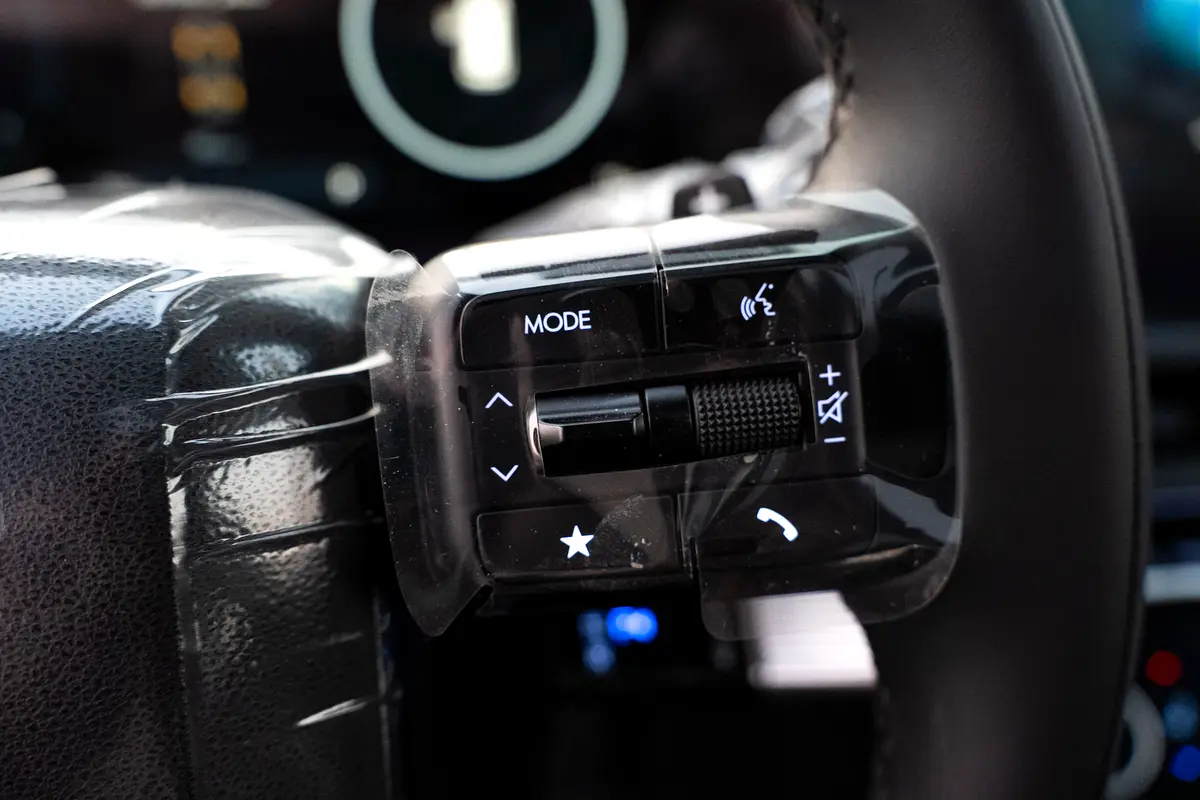 HYUNDAI Santa Fe Calligraphy 2024 - photo 11