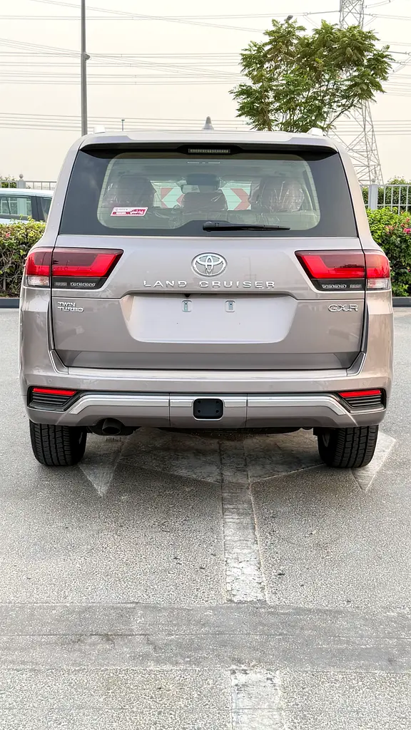 TOYOTA LAND CRUISER GXR 2026 - photo 7