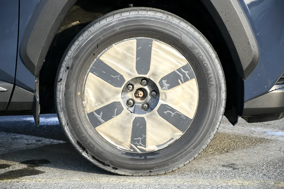 TOYOTA RAV4 Adventure 2026 - photo 3