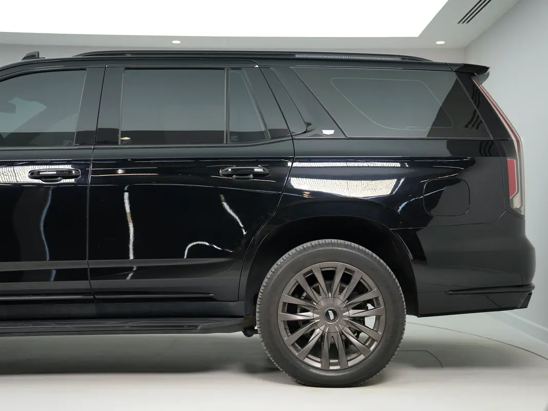Cadillac Escalade Luxury 2021 - photo 3