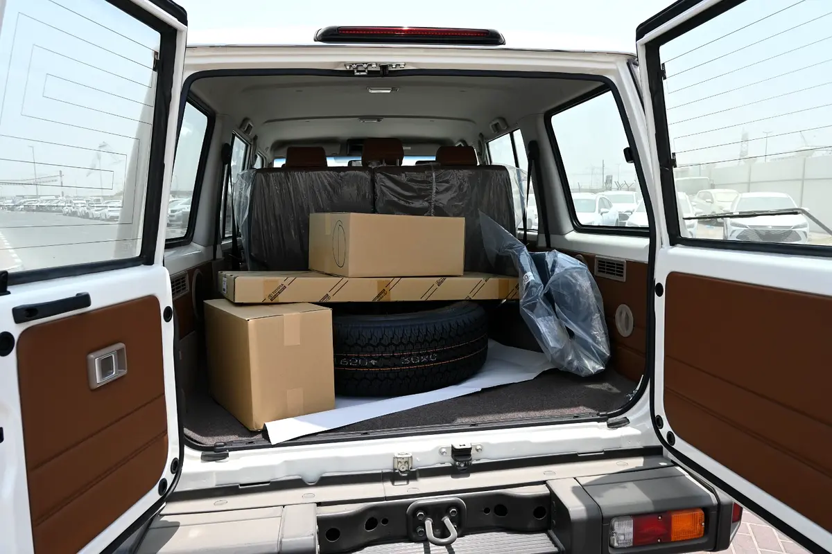 TOYOTA Land cruiser (Serie 70-LC76 LX) 2026 - photo 8