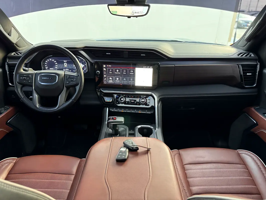 GMC  2024 - photo 13